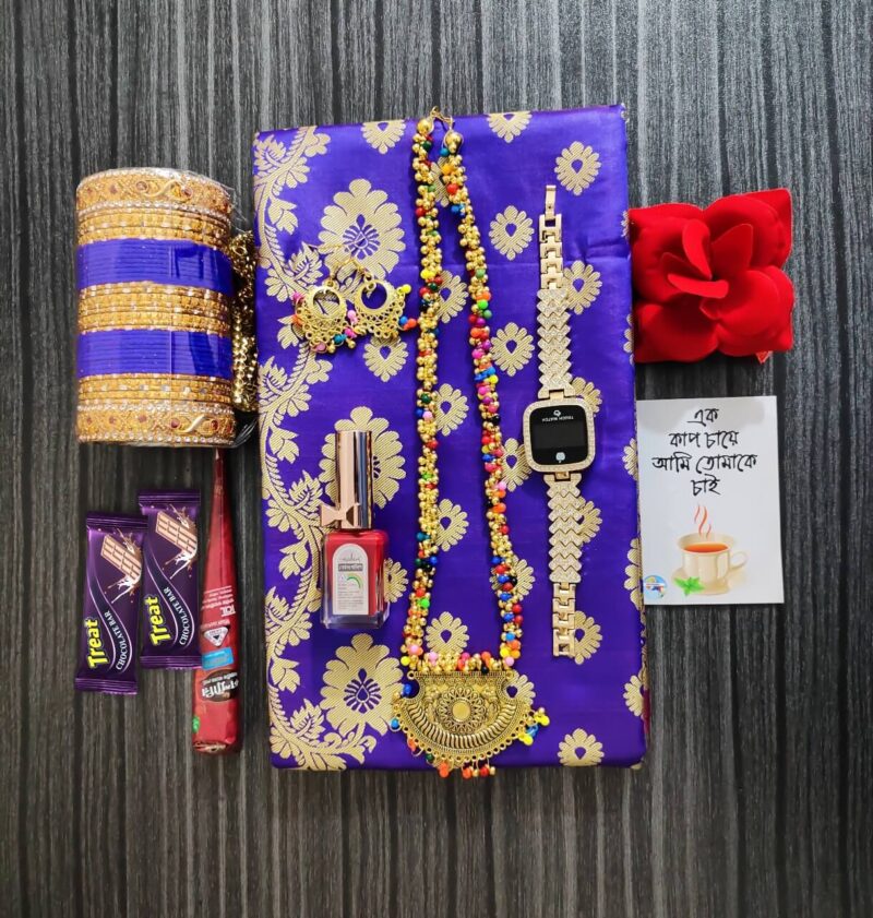 আকর্ষণীয় শাড়ি গিফট কম্বো সেট