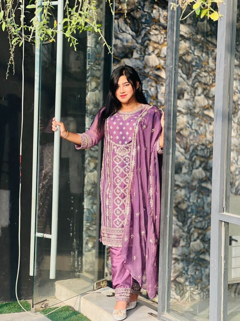 জর্জেট এমব্রয়ডারি ফোর পিস - Image 2